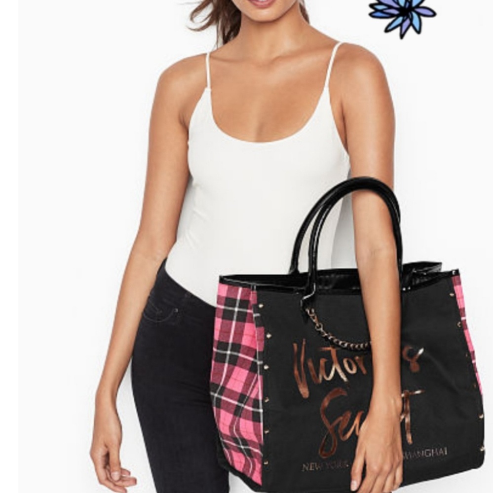 🚫 Sold 🚫 Victoria's secret tote bag